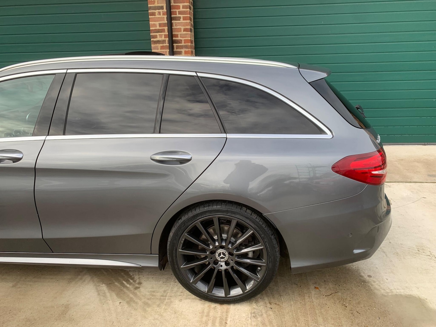 Used Mercedes-Benz C Class 2017 for sale - 76742920: Photo 45