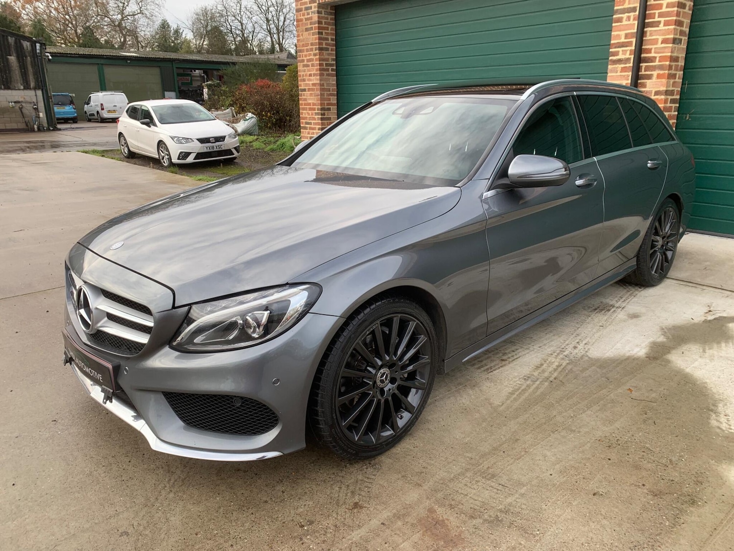 Used Mercedes-Benz C Class 2017 for sale - 76742920: Photo 49