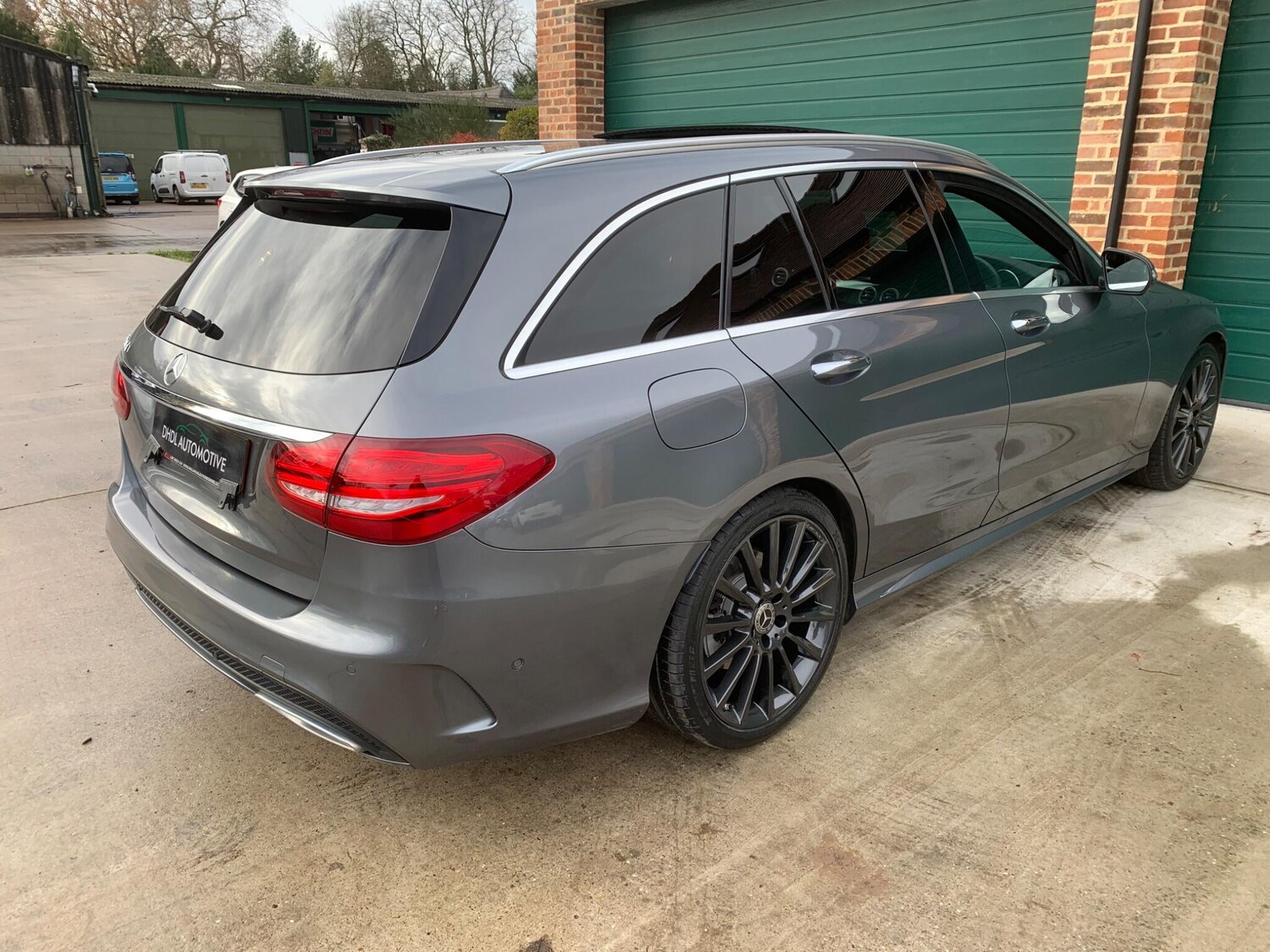 Used Mercedes-Benz C Class 2017 for sale - 76742920: Photo 52