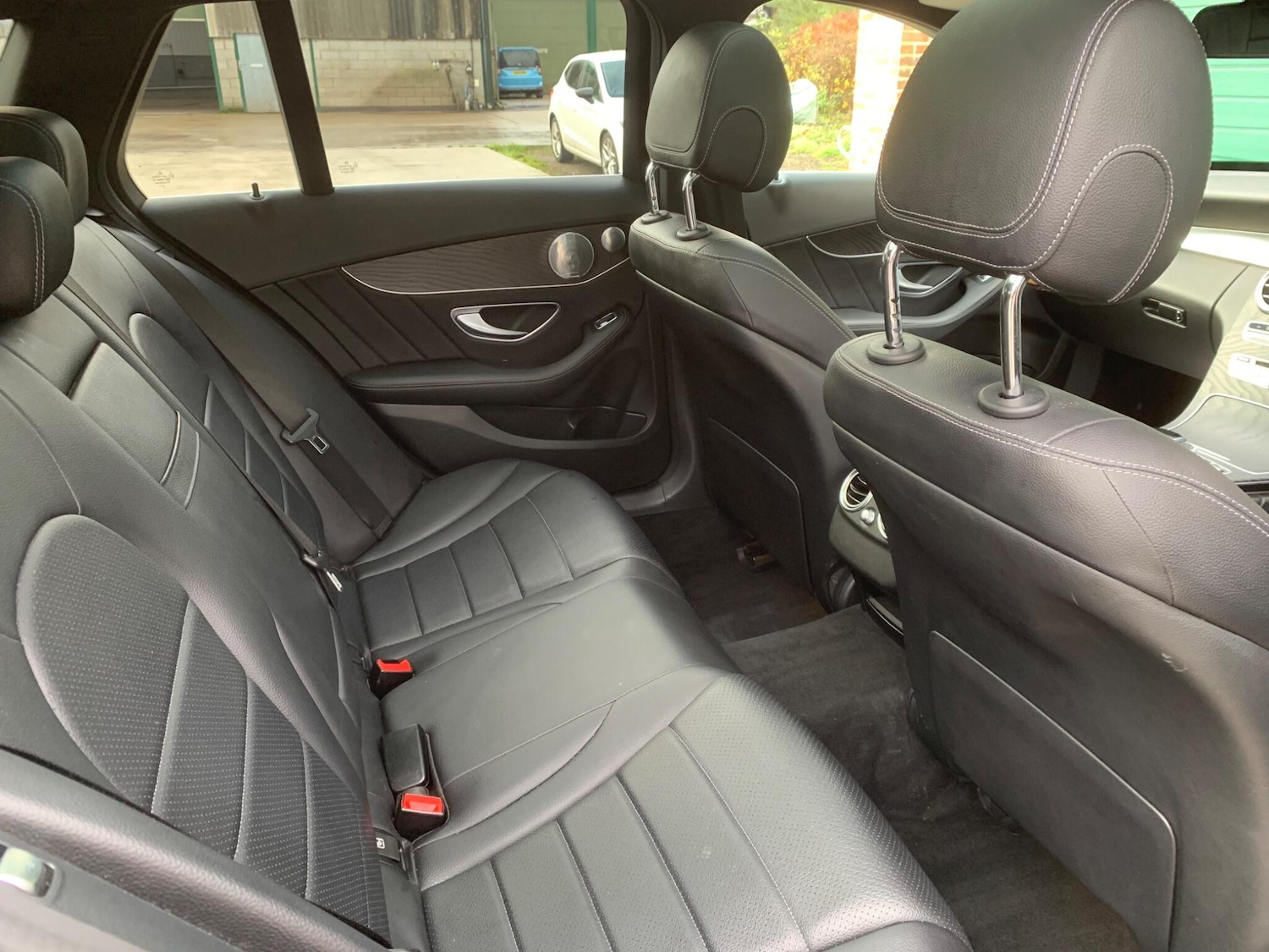 Used Mercedes-Benz C Class 2017 for sale - 76742920: Photo 6