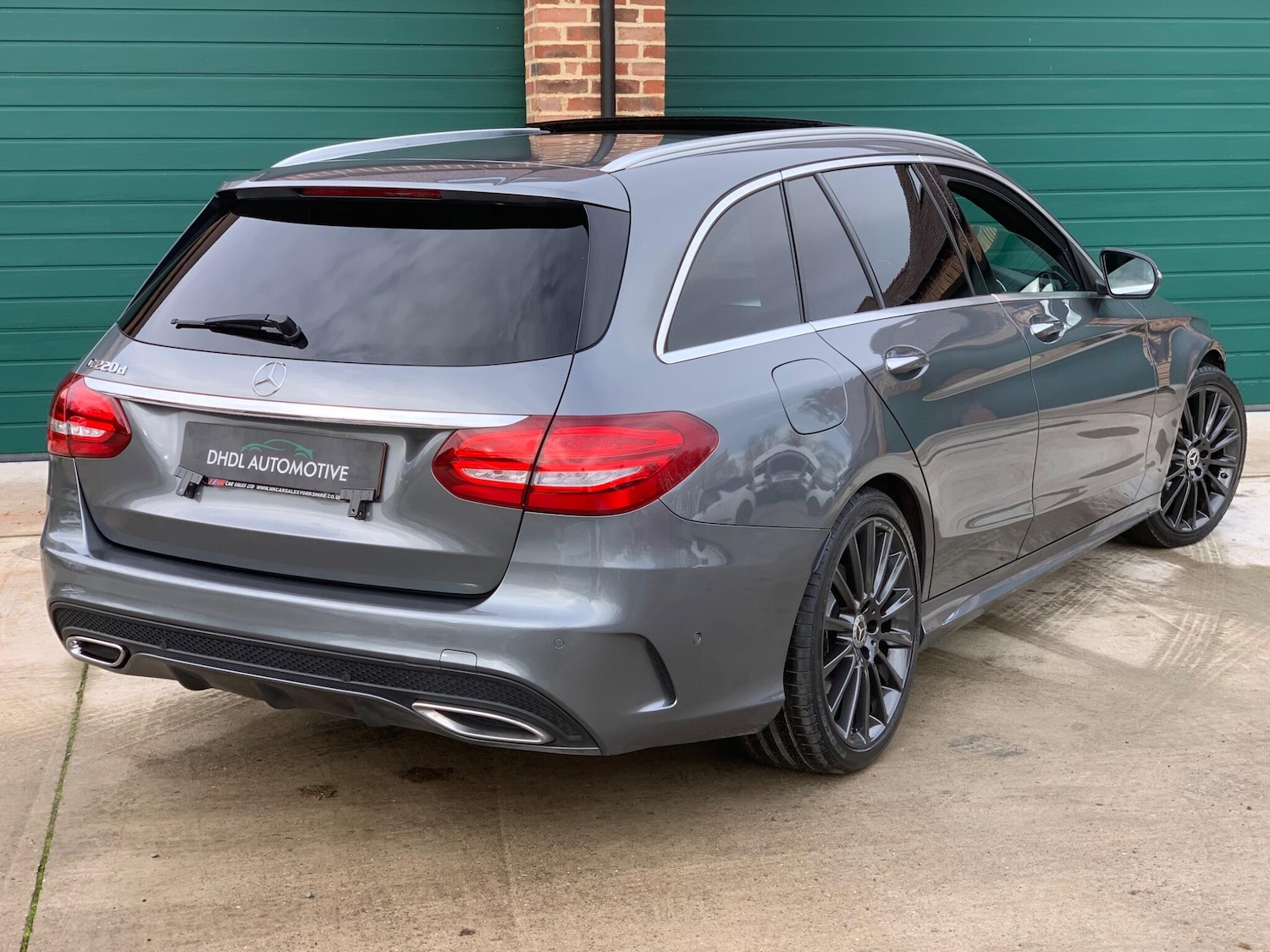 Used Mercedes-Benz C Class 2017 for sale - 76742920: Photo 71