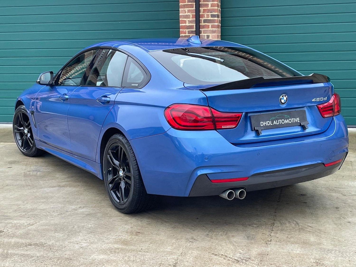 Used BMW 4 Series 2017 for sale - 77935171: Photo 2