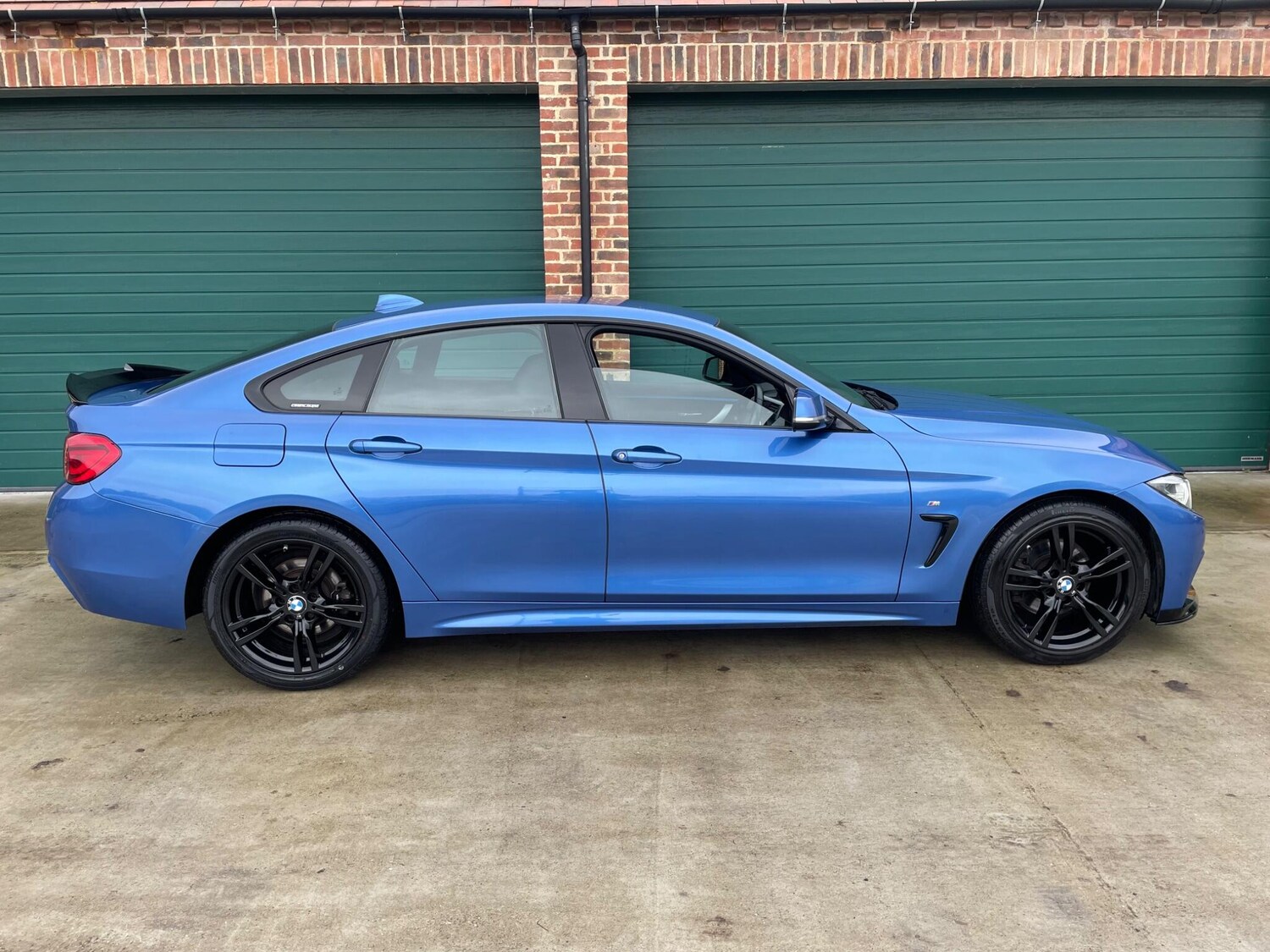 Used BMW 4 Series 2017 for sale - 77935171: Photo 31