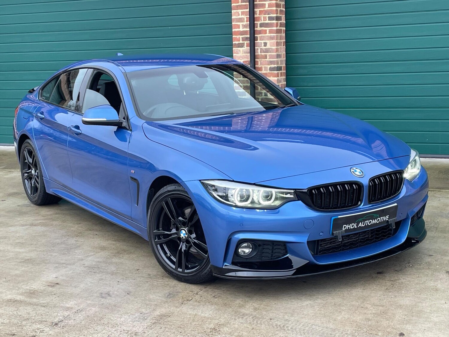 Used BMW 4 Series 2017 for sale - 77935171: Photo 40