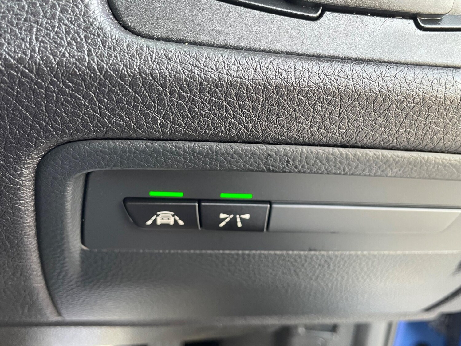 Used BMW 3 Series 2016 for sale - 77935170: Photo 28