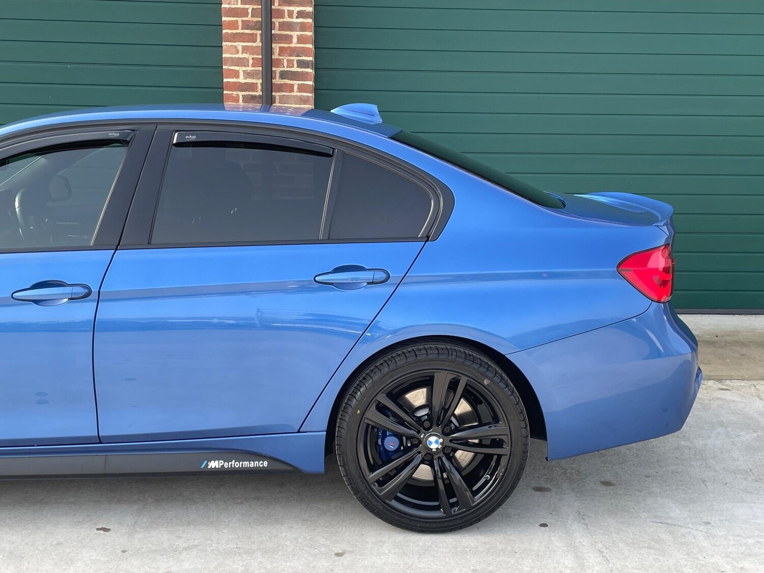 Used BMW 3 Series 2016 for sale - 77935170: Photo 41