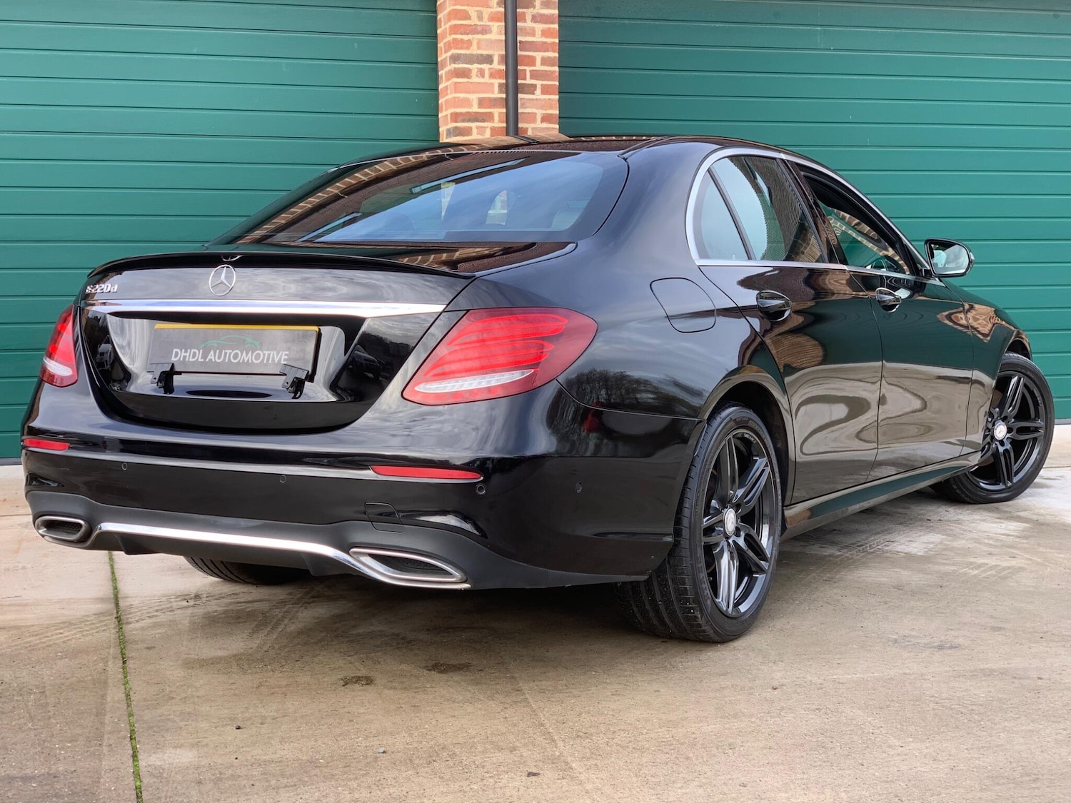 Used Mercedes-Benz E Class 2017 for sale - 76633150: Photo 10