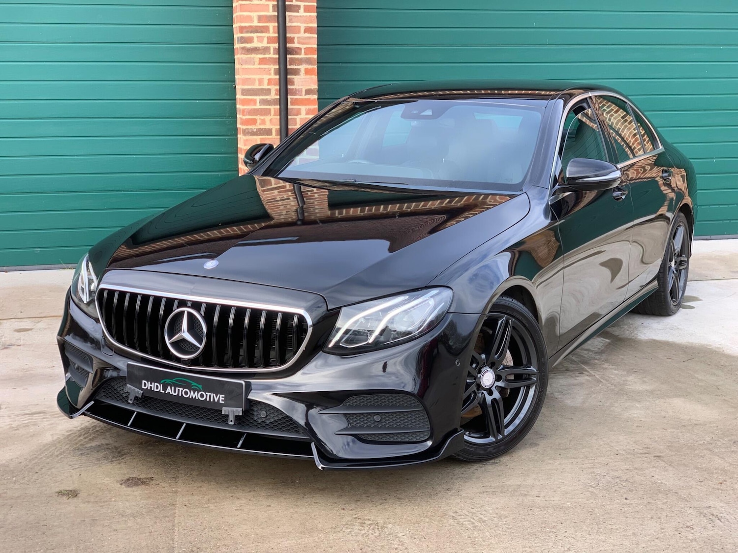 Used Mercedes-Benz E Class 2017 for sale - 76633150: Photo 52