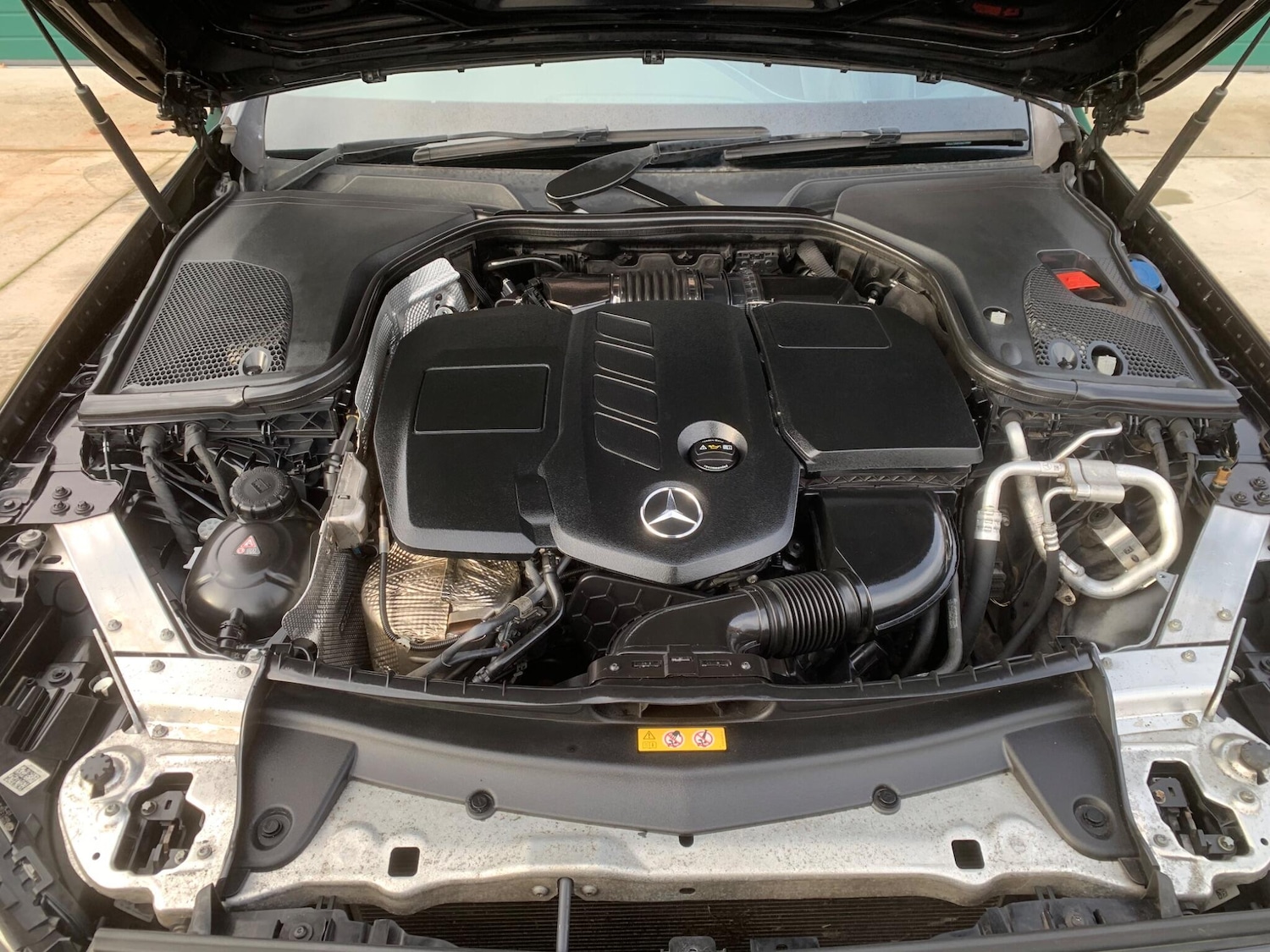 Used Mercedes-Benz E Class 2017 for sale - 76633150: Photo 59