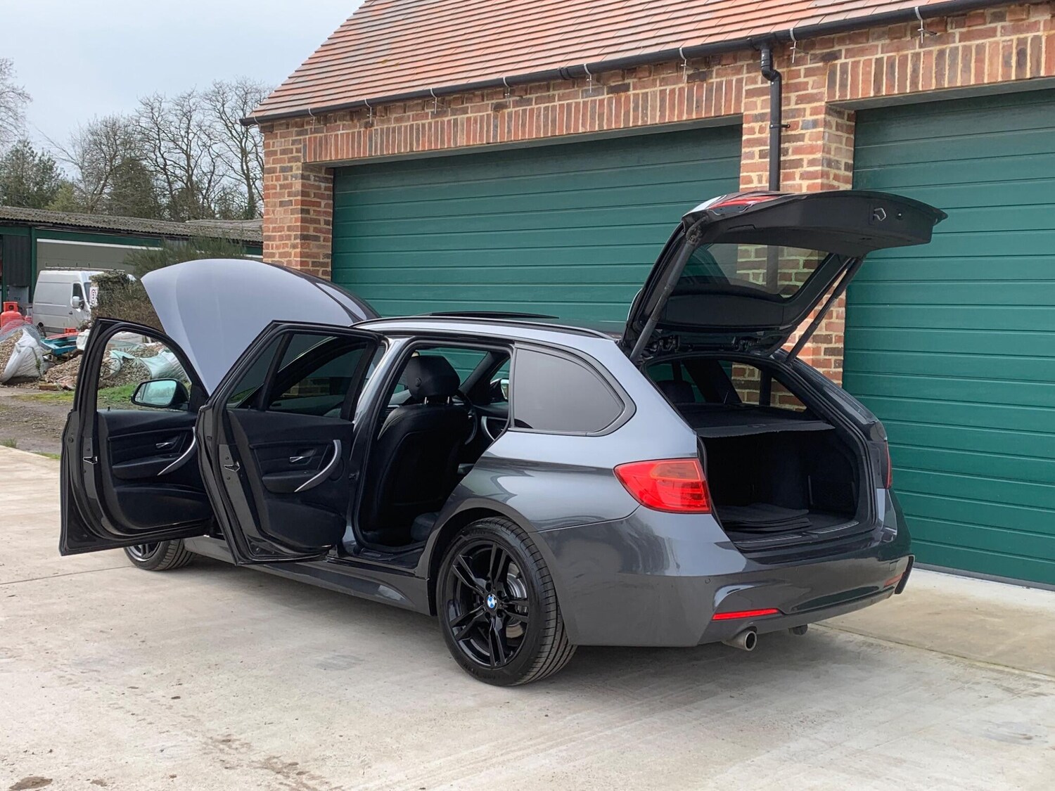 Used BMW 3 Series 2013 for sale - 77935176: Photo 38