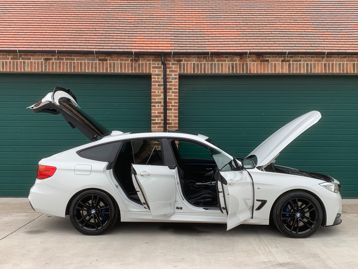 Used BMW 3 Series Gran Turismo 2014 for sale - 76388154: Photo 30