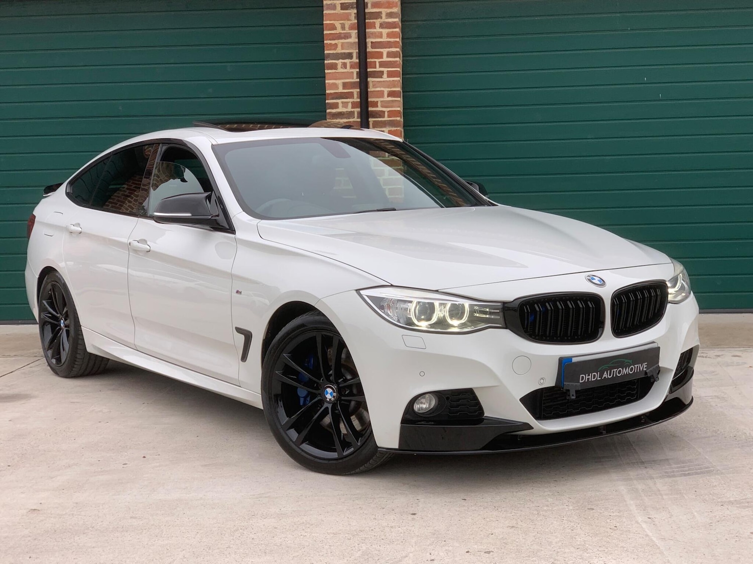 Used BMW 3 Series Gran Turismo 2014 for sale - 76388154: Photo 41