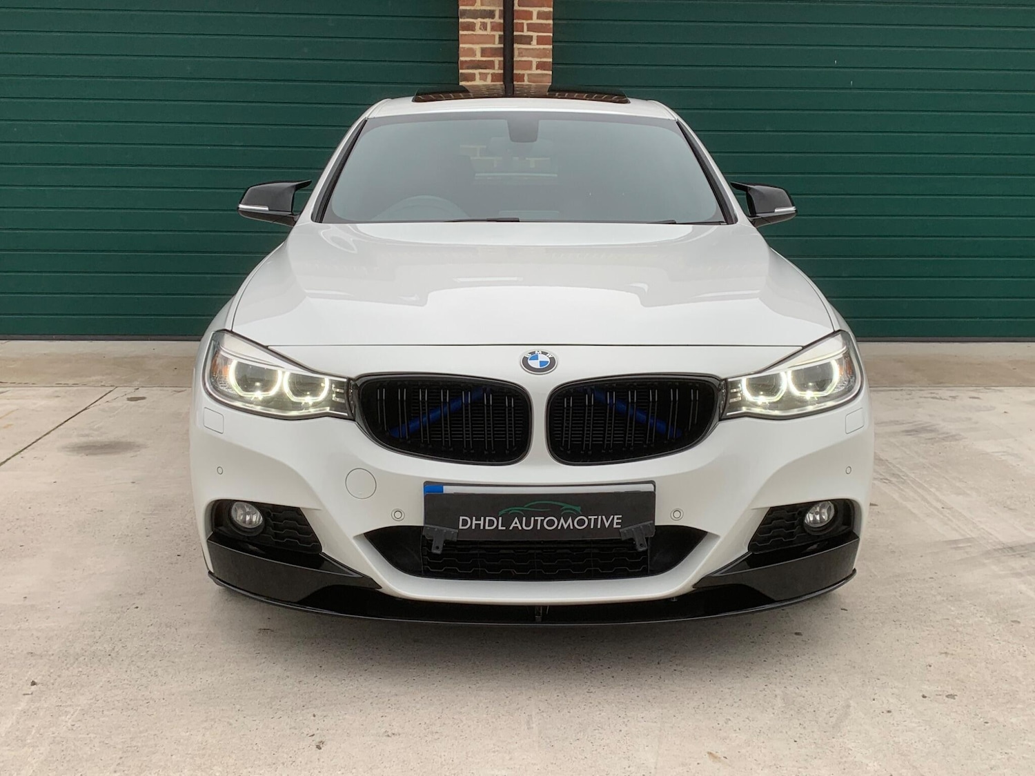 Used BMW 3 Series Gran Turismo 2014 for sale - 76388154: Photo 43