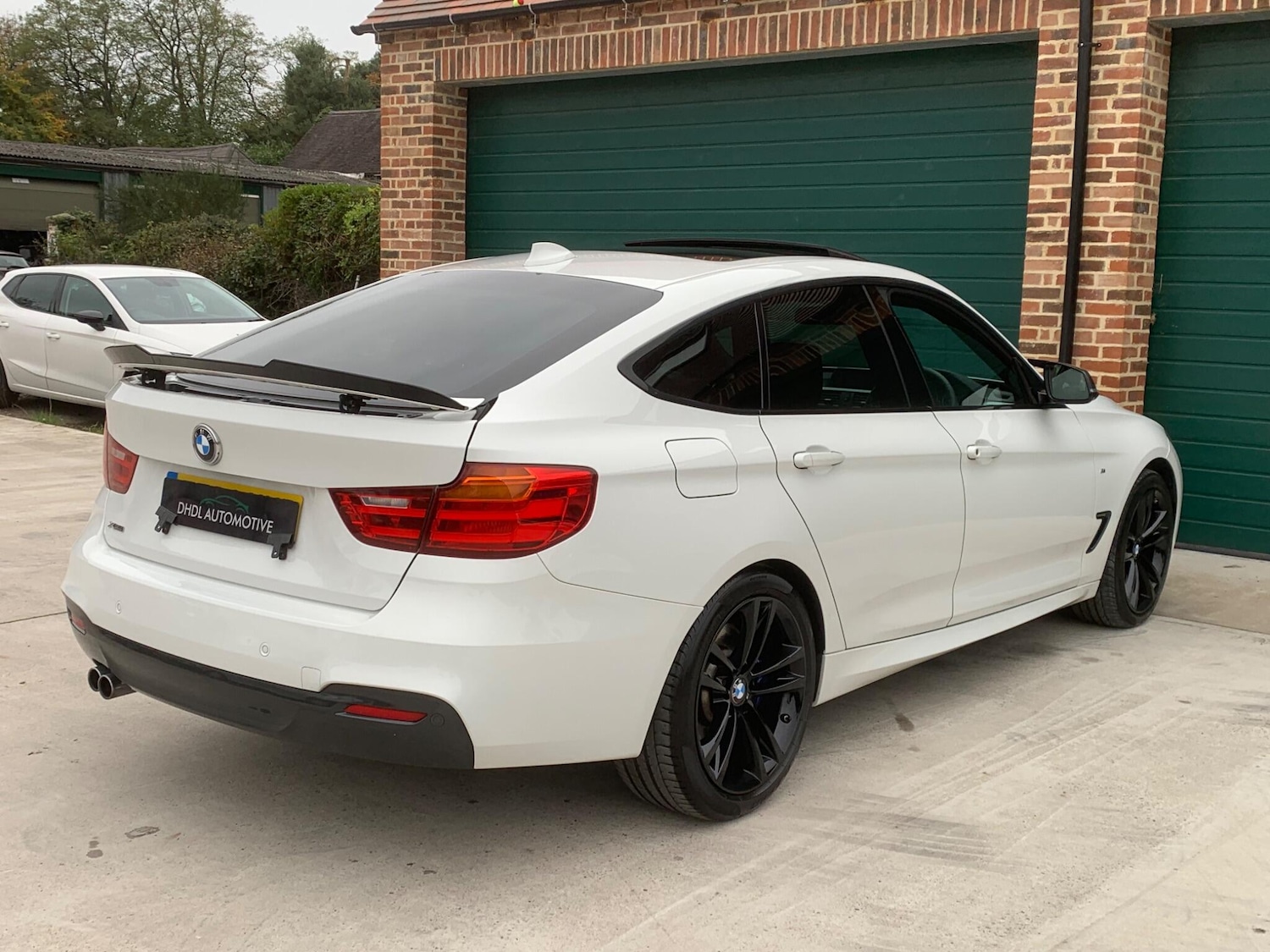 Used BMW 3 Series Gran Turismo 2014 for sale - 76388154: Photo 48