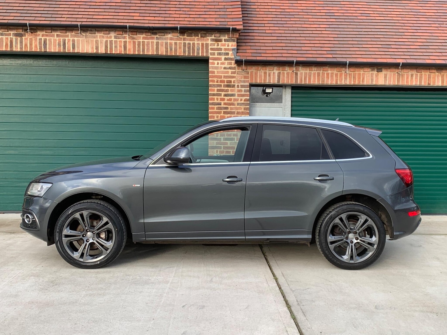 Used Audi Q5 2013 for sale - 77935169: Photo 35