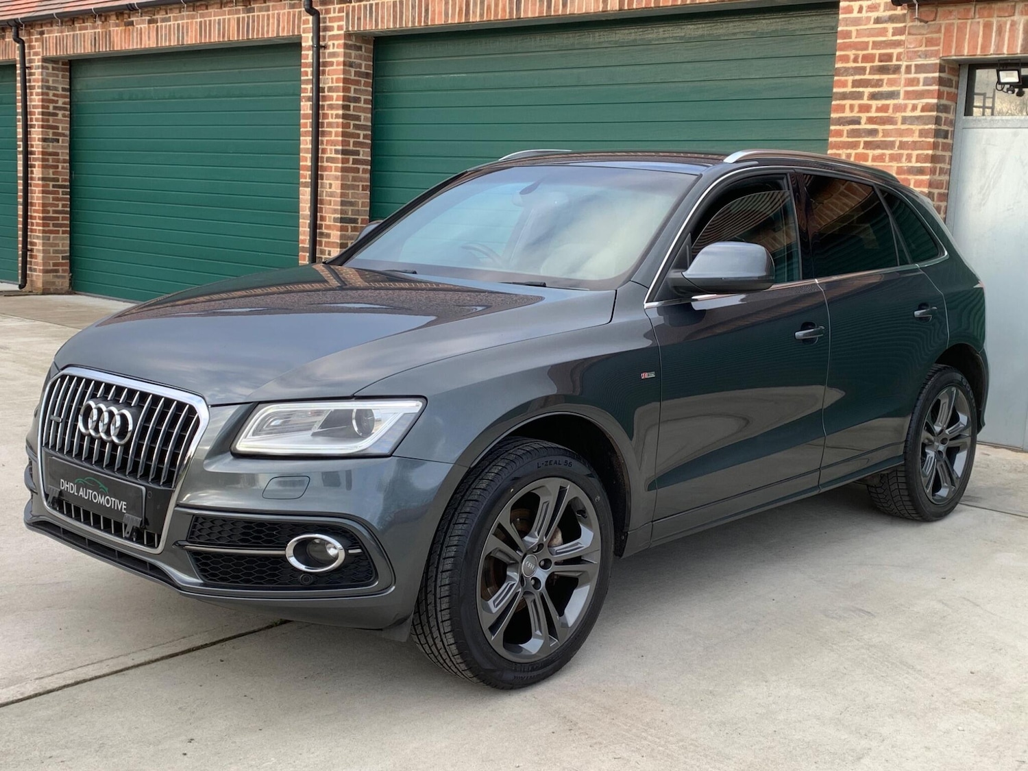 Used Audi Q5 2013 for sale - 77935169: Photo 41