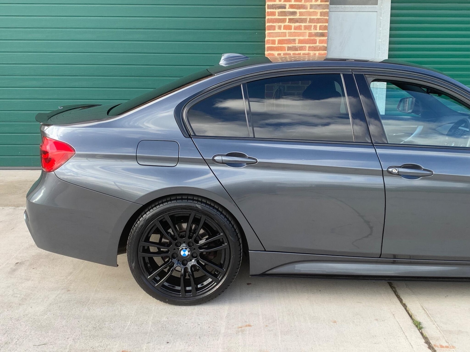 Used BMW 3 Series 2016 for sale - 76388930: Photo 29