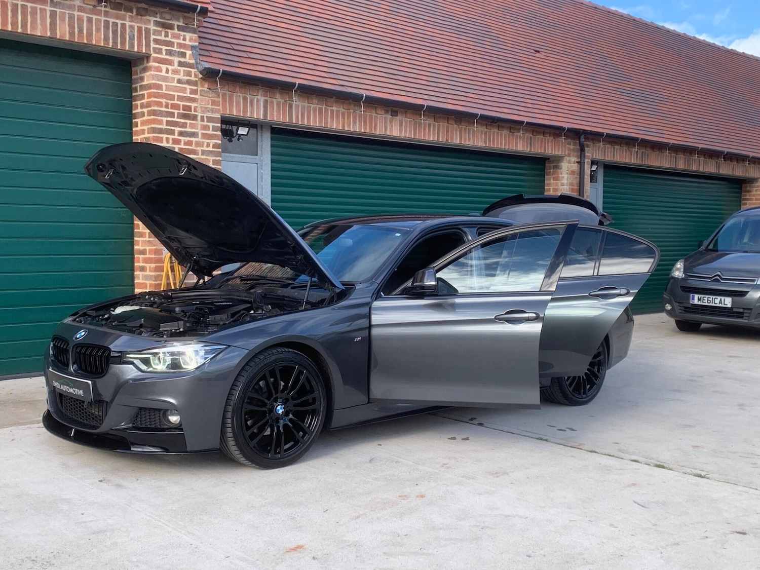 Used BMW 3 Series 2016 for sale - 76388930: Photo 31