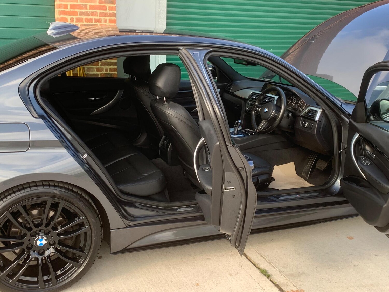 Used BMW 3 Series 2016 for sale - 76388930: Photo 45