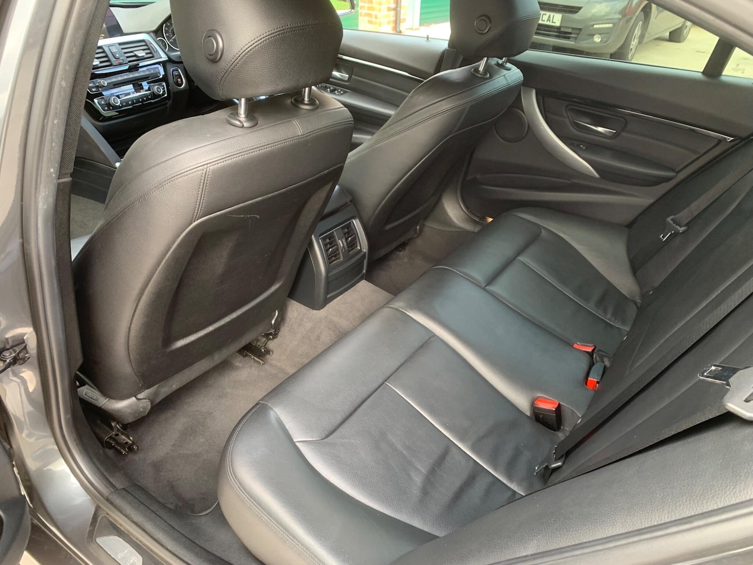 Used BMW 3 Series 2016 for sale - 76388930: Photo 8