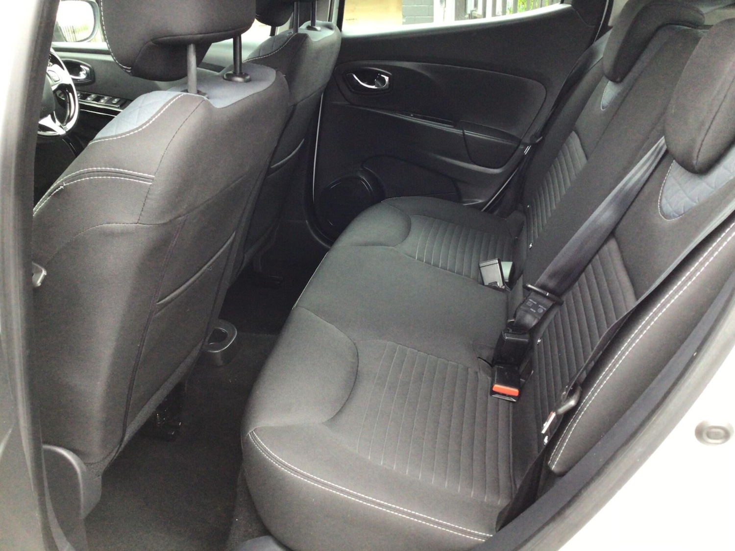 Used Renault Clio for sale - 78128101: Photo 14