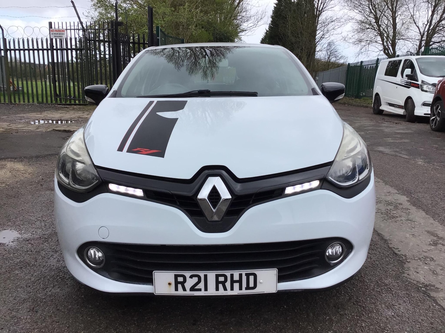 Used Renault Clio for sale - 78128101: Photo 7