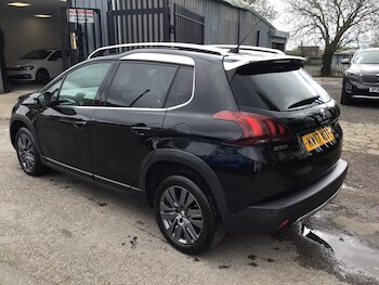 Used Peugeot 2008 2017 for sale - 78301932: Photo