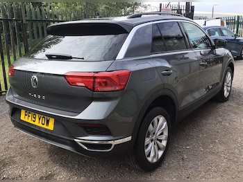 Used Volkswagen T-Roc 2019 for sale - 78383918: Photo