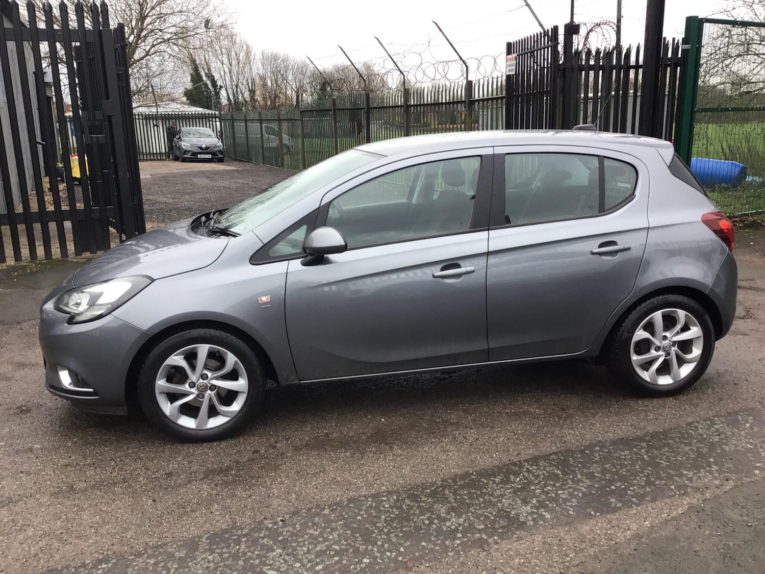 Used Vauxhall Corsa 2017 for sale - 77156579: Photo 8