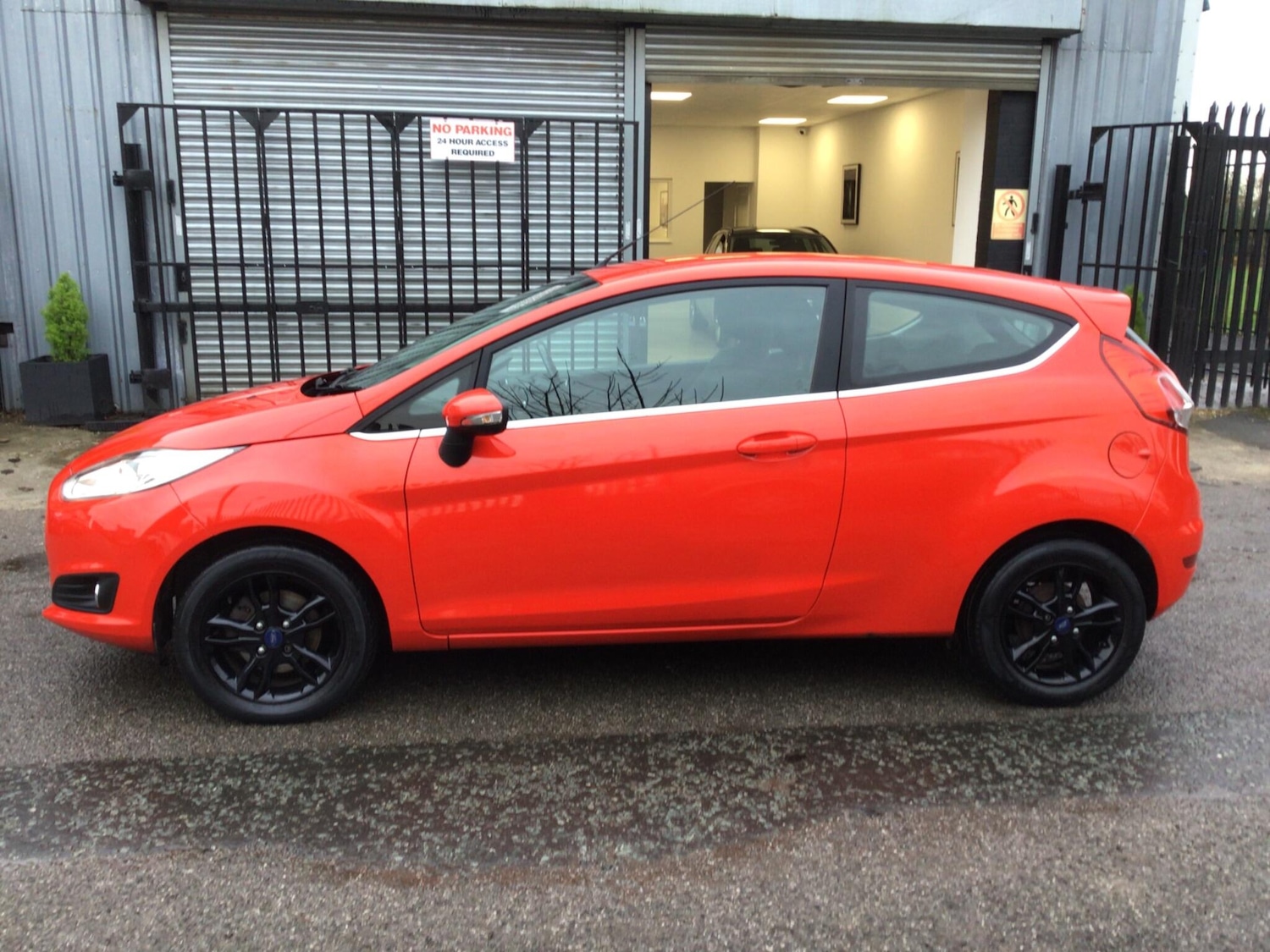 Used Ford Fiesta 2014 for sale - 77278740: Photo 5