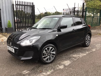 Used Suzuki Swift 2023 for sale - 75915848: Photo