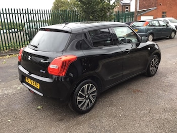 Used Suzuki Swift 2023 for sale - 75915848: Photo