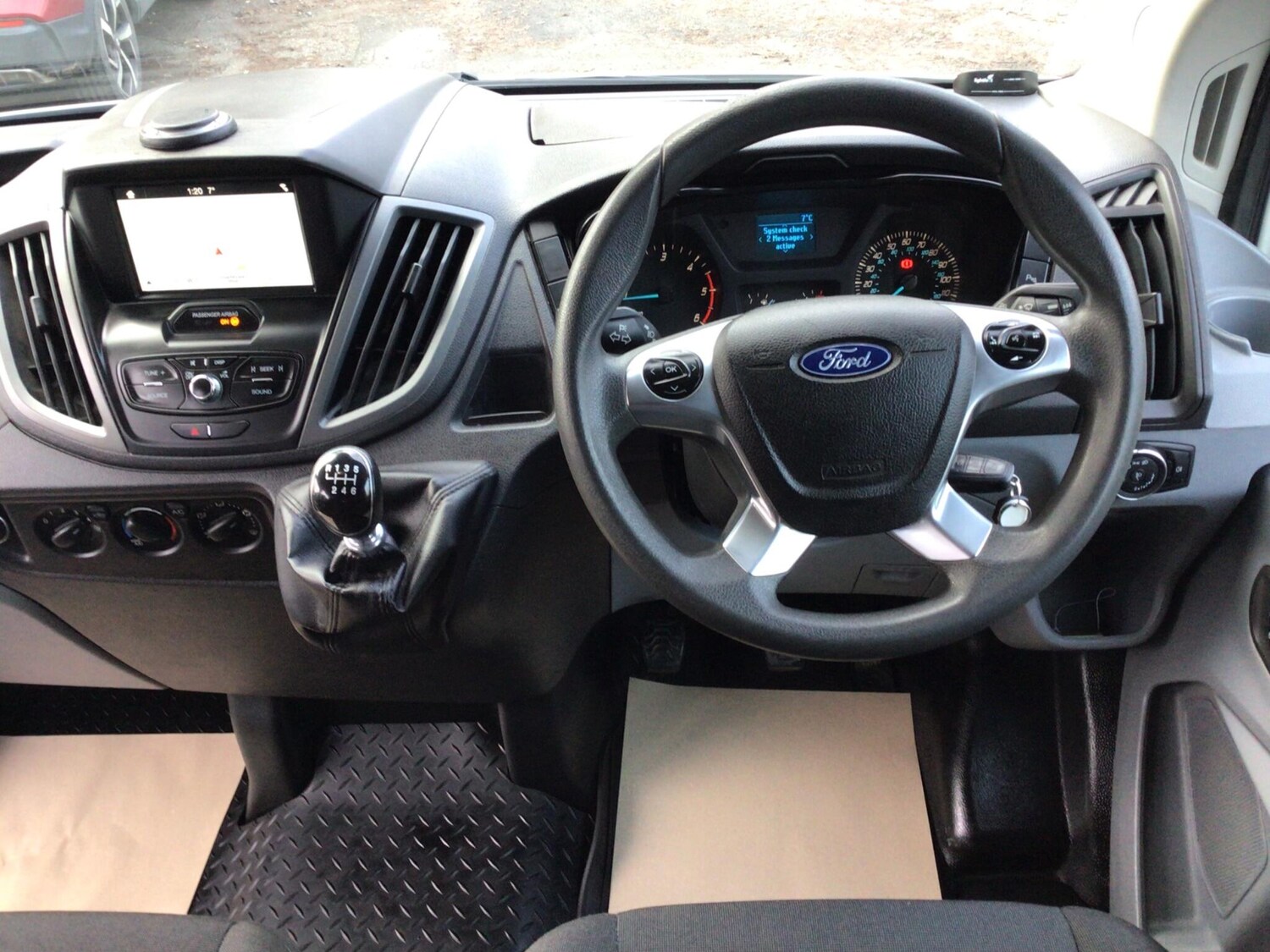 Used Ford Transit 2018 for sale - 76765117: Photo 10
