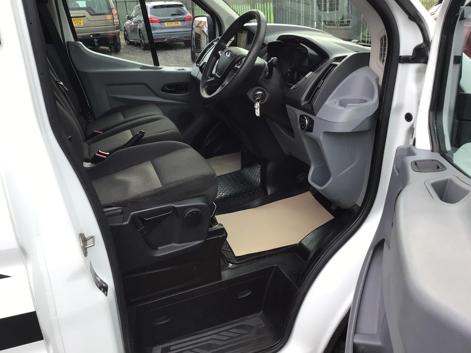 Used Ford Transit 2018 for sale - 76765117: Photo 9