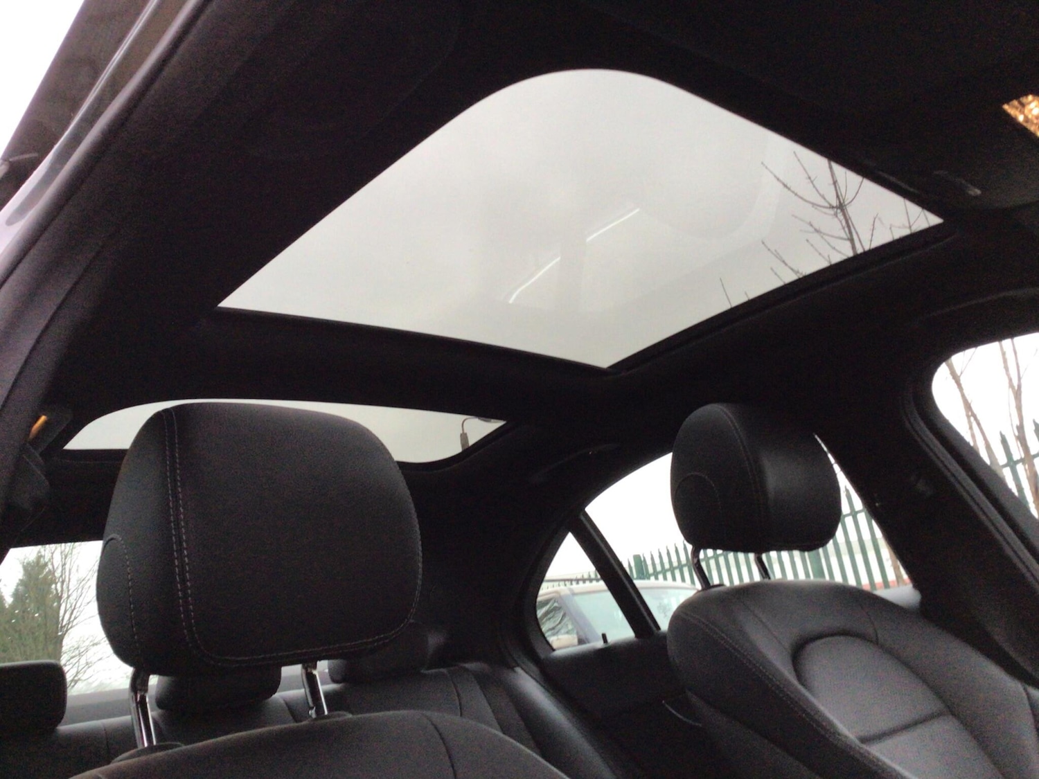 Used Mercedes-Benz C Class 2017 for sale - 77330395: Photo 11