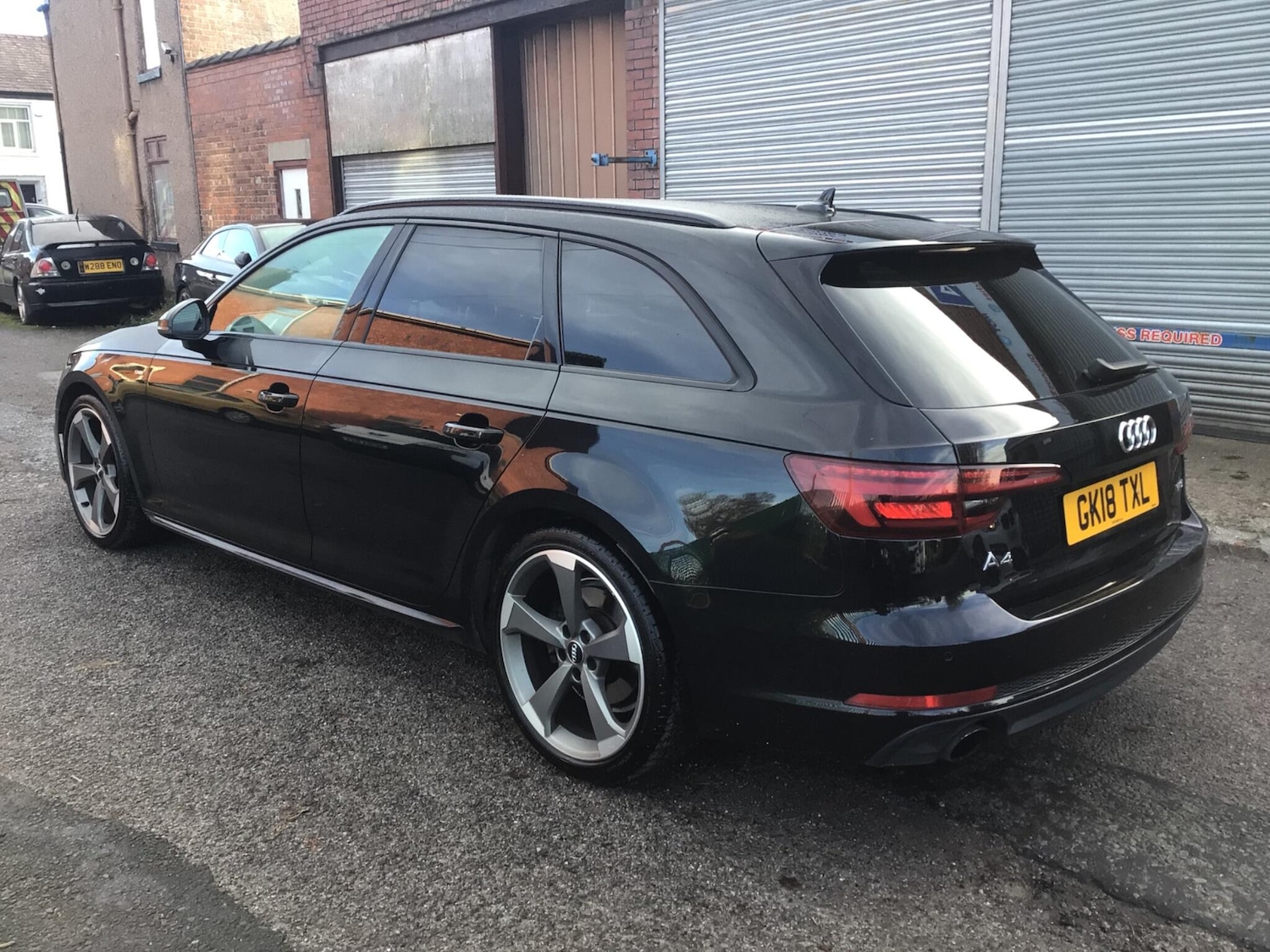 Used Audi A4 Avant 2018 for sale - 76887321: Photo 4