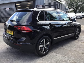Used Volkswagen Tiguan 2017 for sale - 79553807: Photo