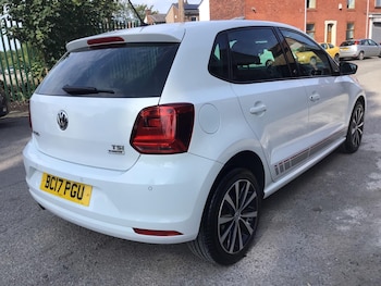 Used Volkswagen Polo 2017 for sale - 75563981: Photo