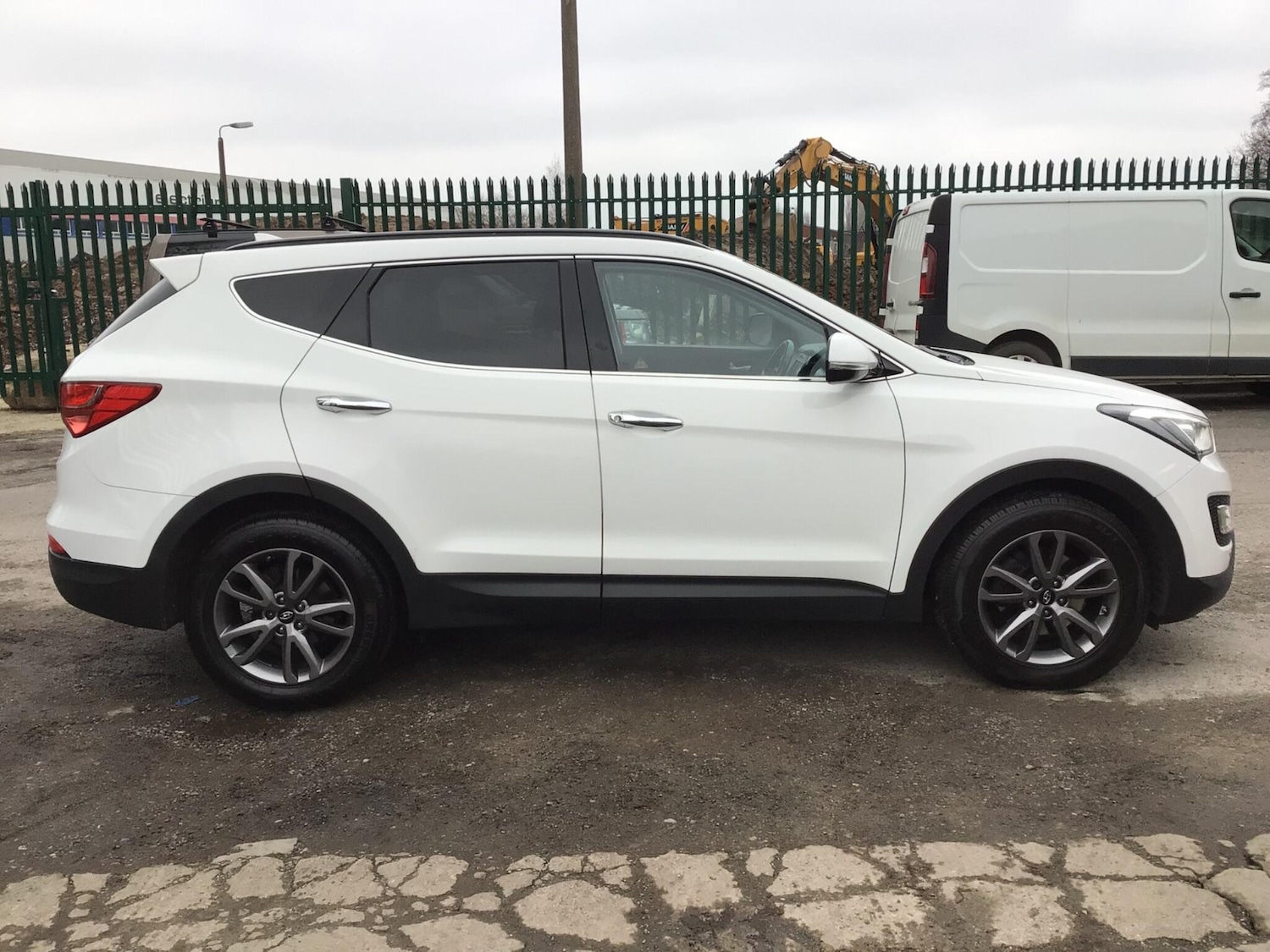 Used Hyundai Santa Fe for sale - 77424837: Photo 10