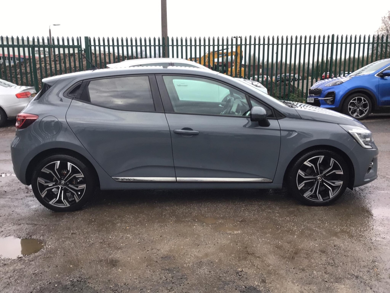 Used Renault Clio 2020 for sale - 77155402: Photo 12