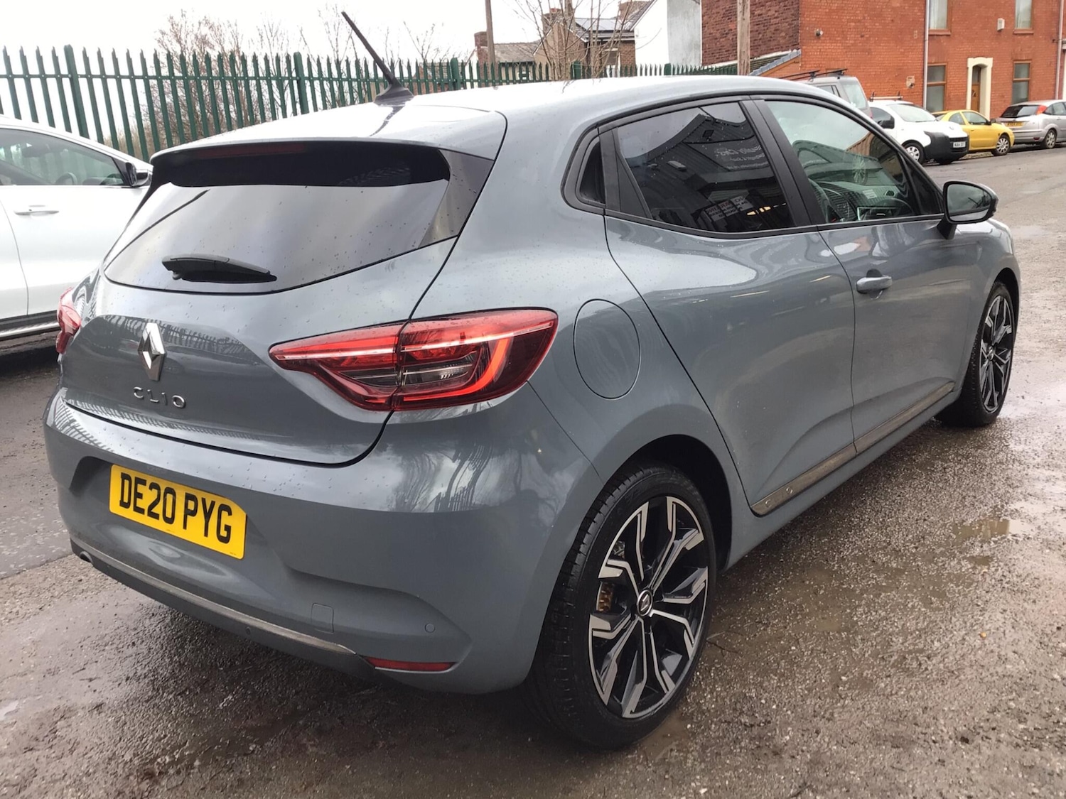 Used Renault Clio 2020 for sale - 77155402: Photo 4