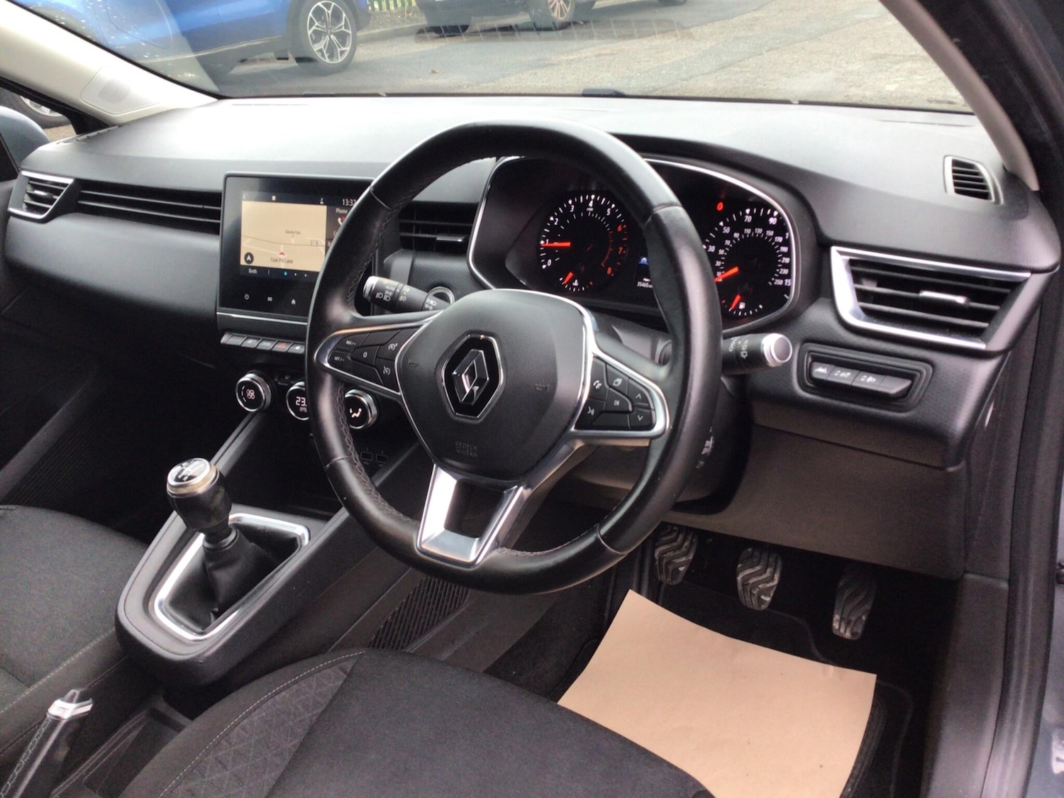 Used Renault Clio 2020 for sale - 77155402: Photo 5