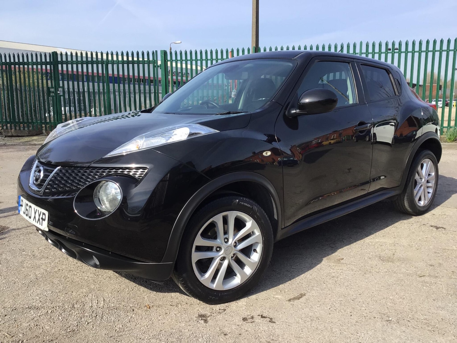 Used Nissan Juke 2011 for sale - 77958510: Photo 2