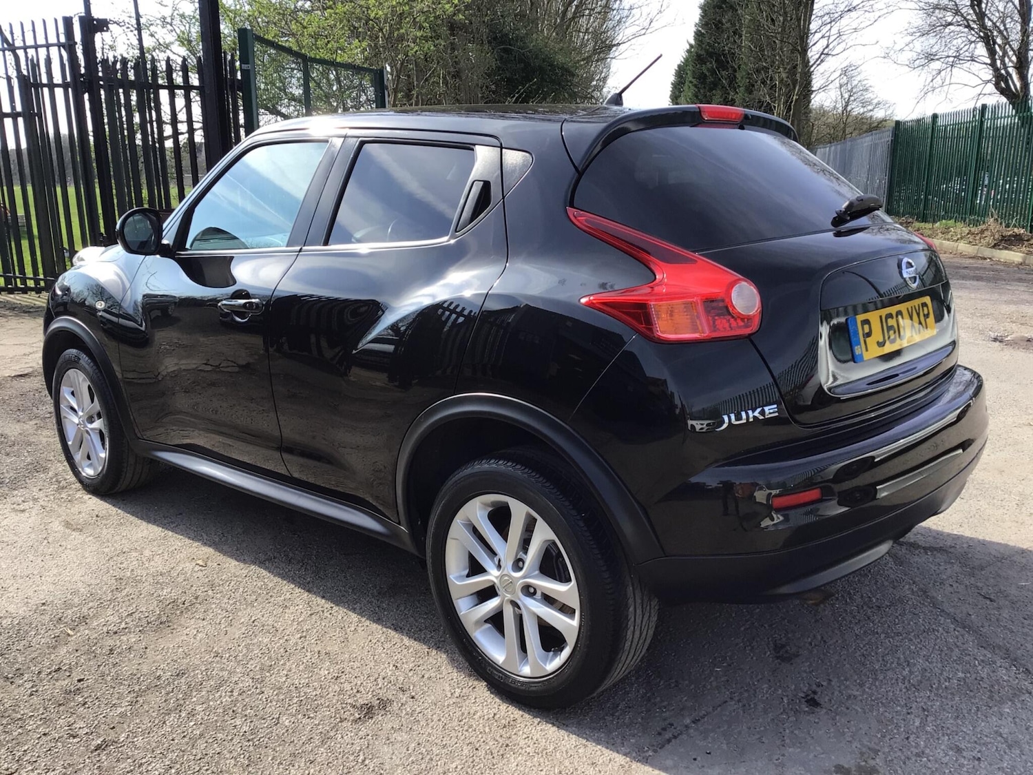 Used Nissan Juke 2011 for sale - 77958510: Photo 4