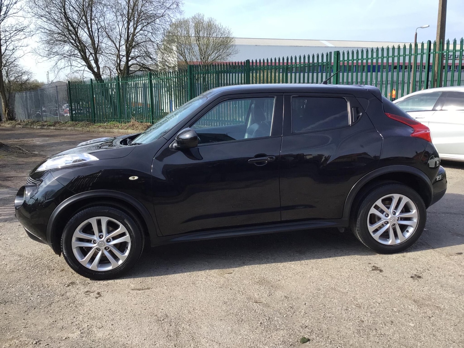 Used Nissan Juke 2011 for sale - 77958510: Photo 5