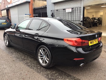 Used BMW 5 Series 2018 for sale - 76620200: Photo