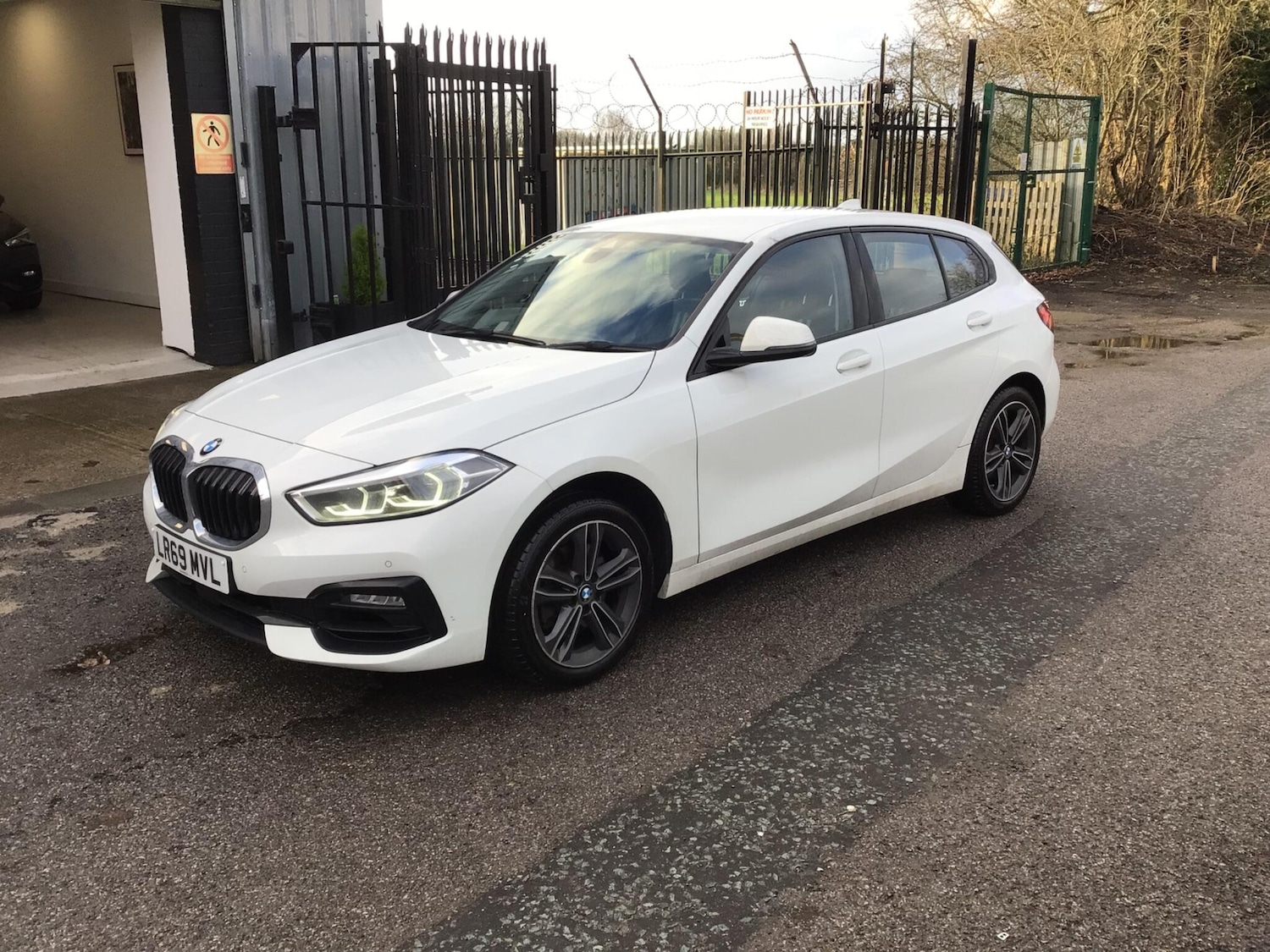 Used BMW 1 Series 2019 for sale - 77291922: Photo 2