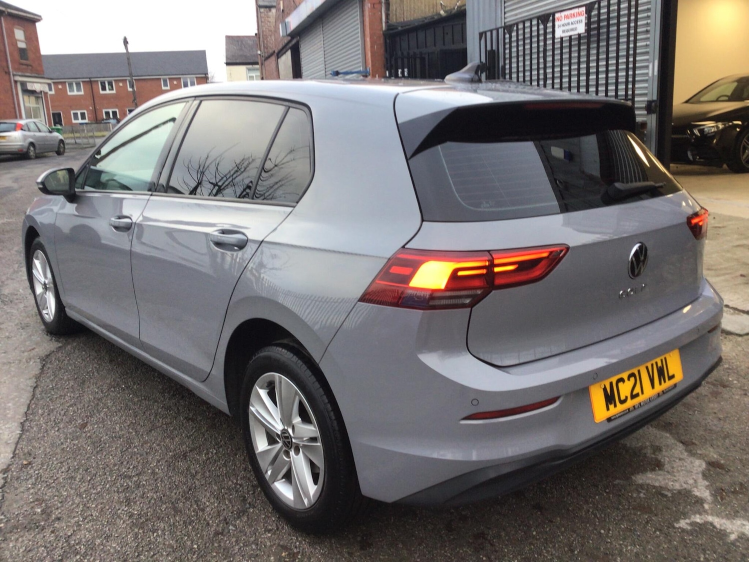 Used Volkswagen Golf 2021 for sale - 77039853: Photo 3