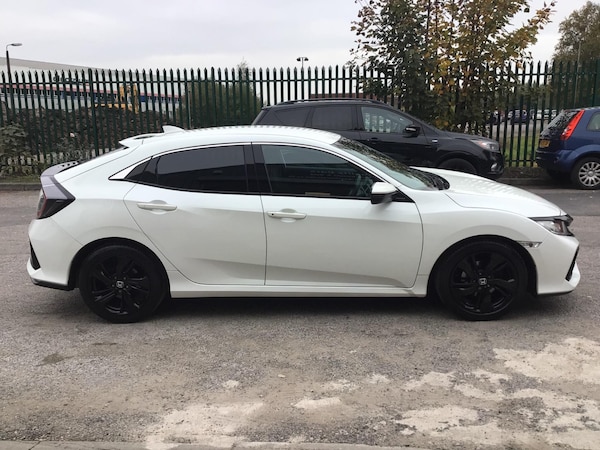Used Honda Civic 2019 for sale - 76269734: Photo 14