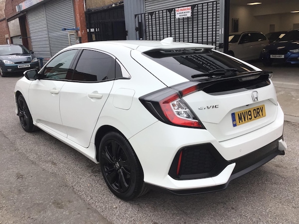 Used Honda Civic 2019 for sale - 76269734: Photo 3